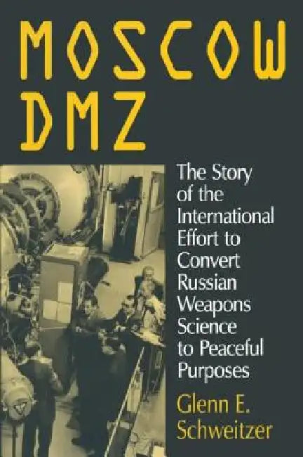 Buy Moscow Dmz (English, Glenn E. Schweitzer) Online at Best Price - BookBajar