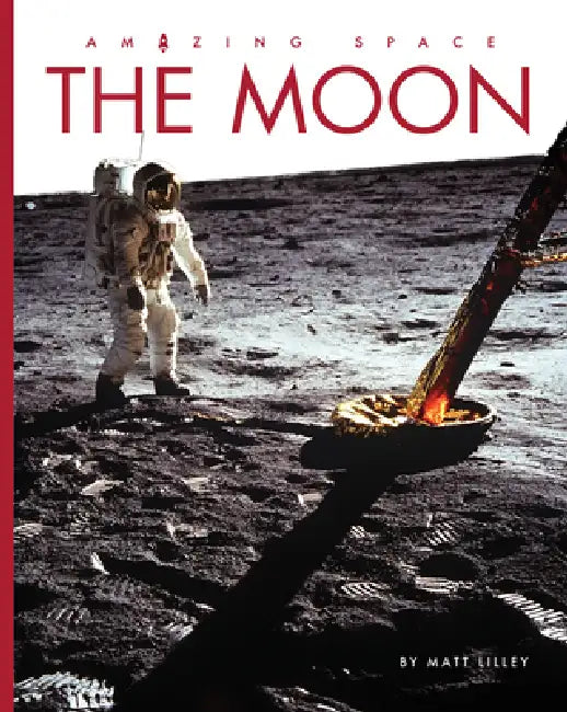 Buy The Moon (English, Matt Lilley) Online at Best Price - BookBajar